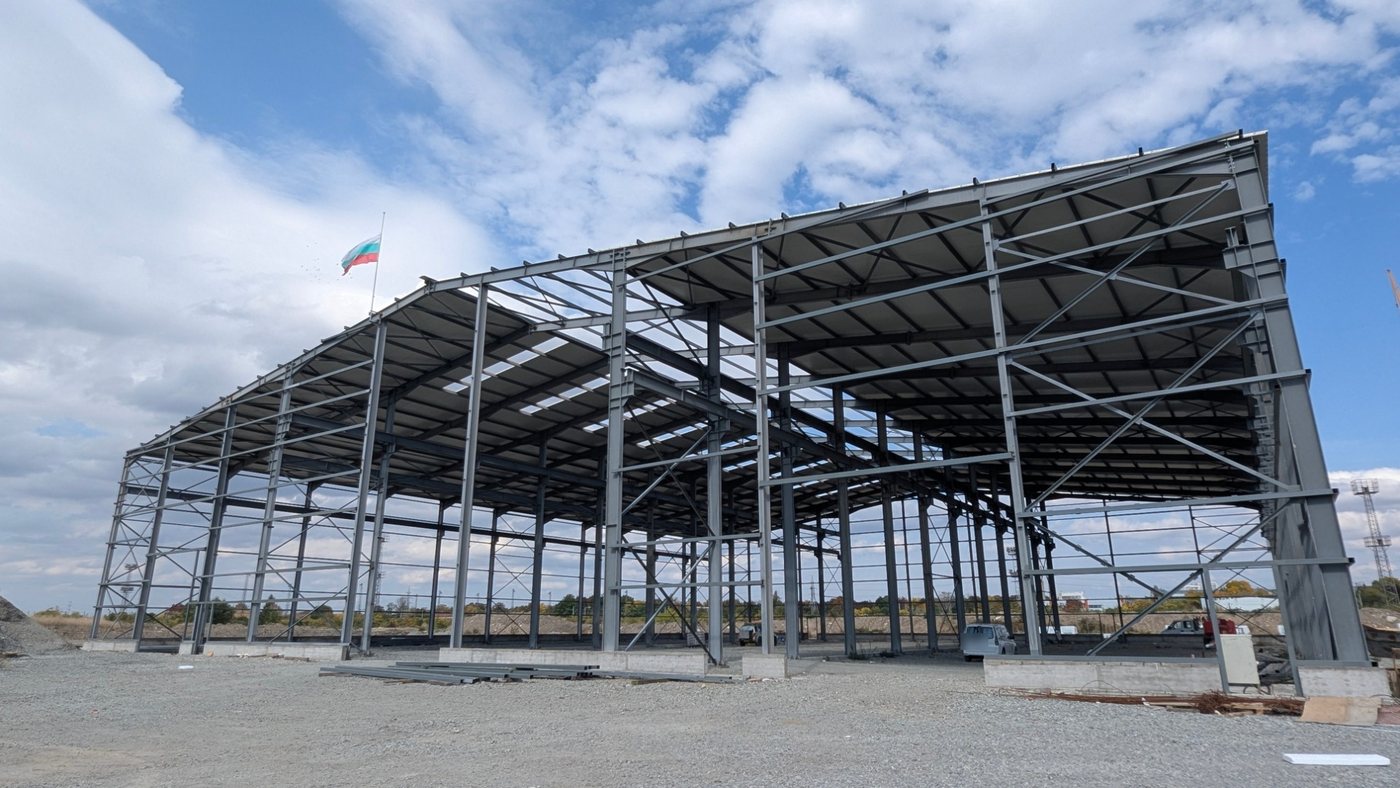 Ново хале с 5 000 м² производствена площ